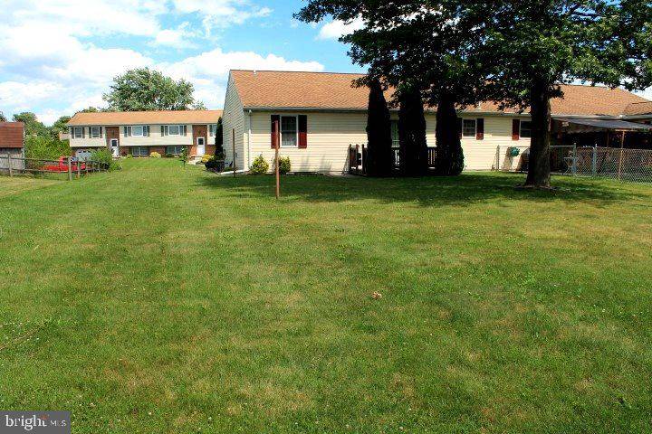 Hanover, PA 17331,9 DOGWOOD LN