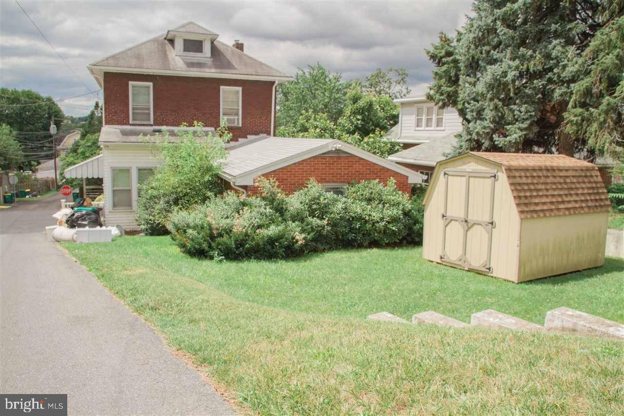 Harrisburg, PA 17111,3004 BRISBAN ST