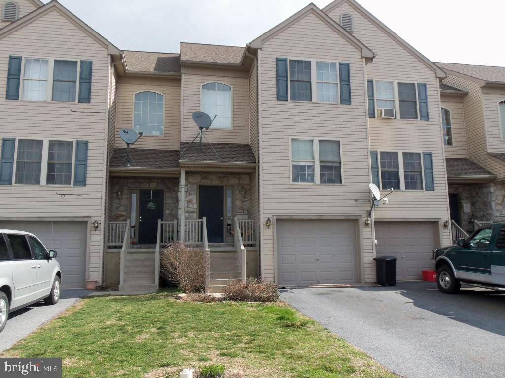 Leola, PA 17540,23 CHICKADEE CIR