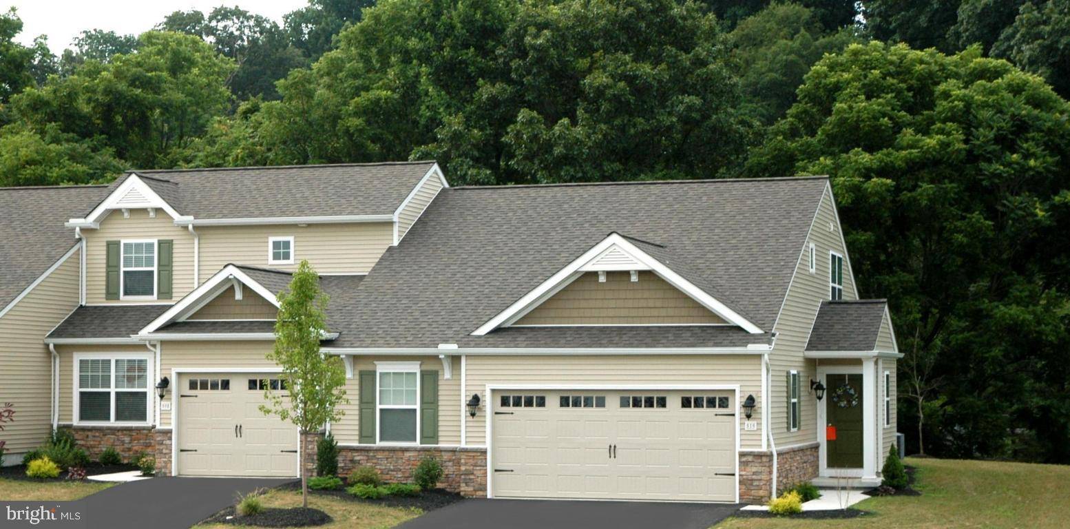 Willow Street, PA 17584,214 ANDROS CT #117