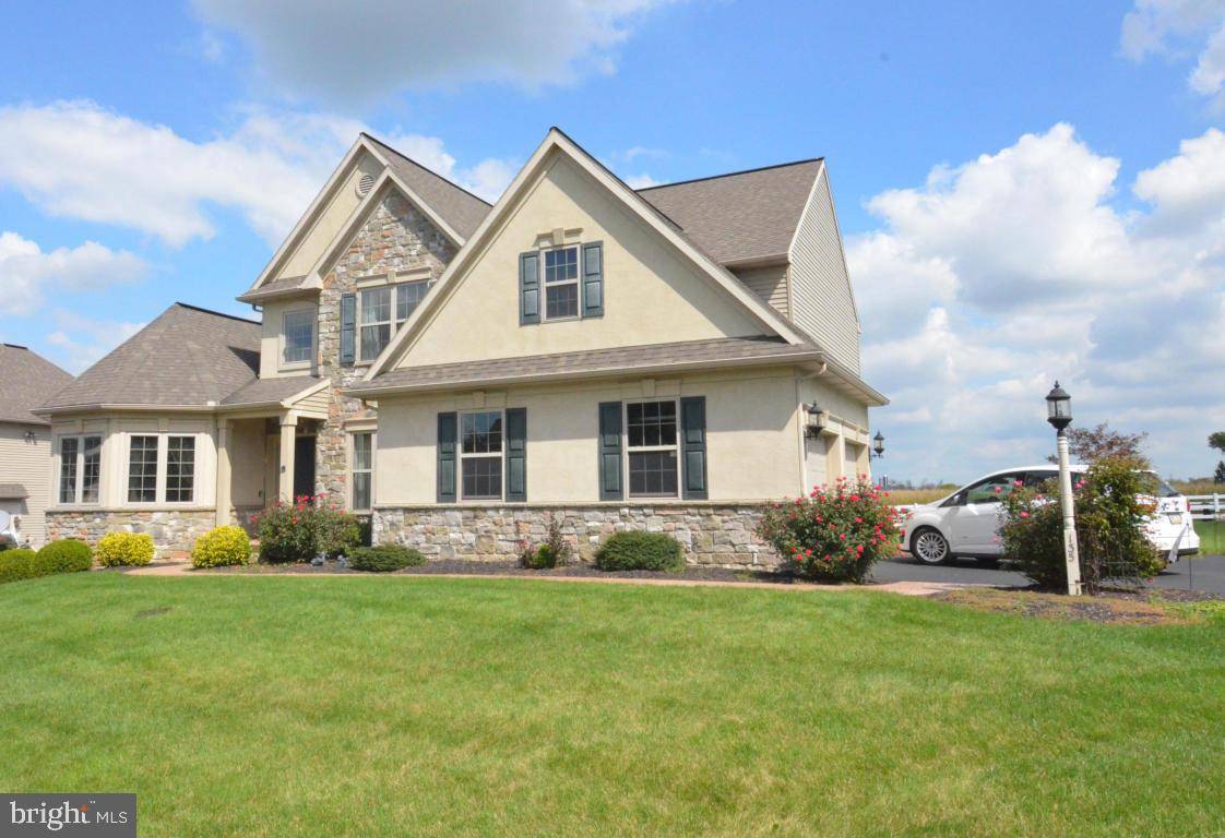 Ronks, PA 17572,135 BONNEVILLE DR