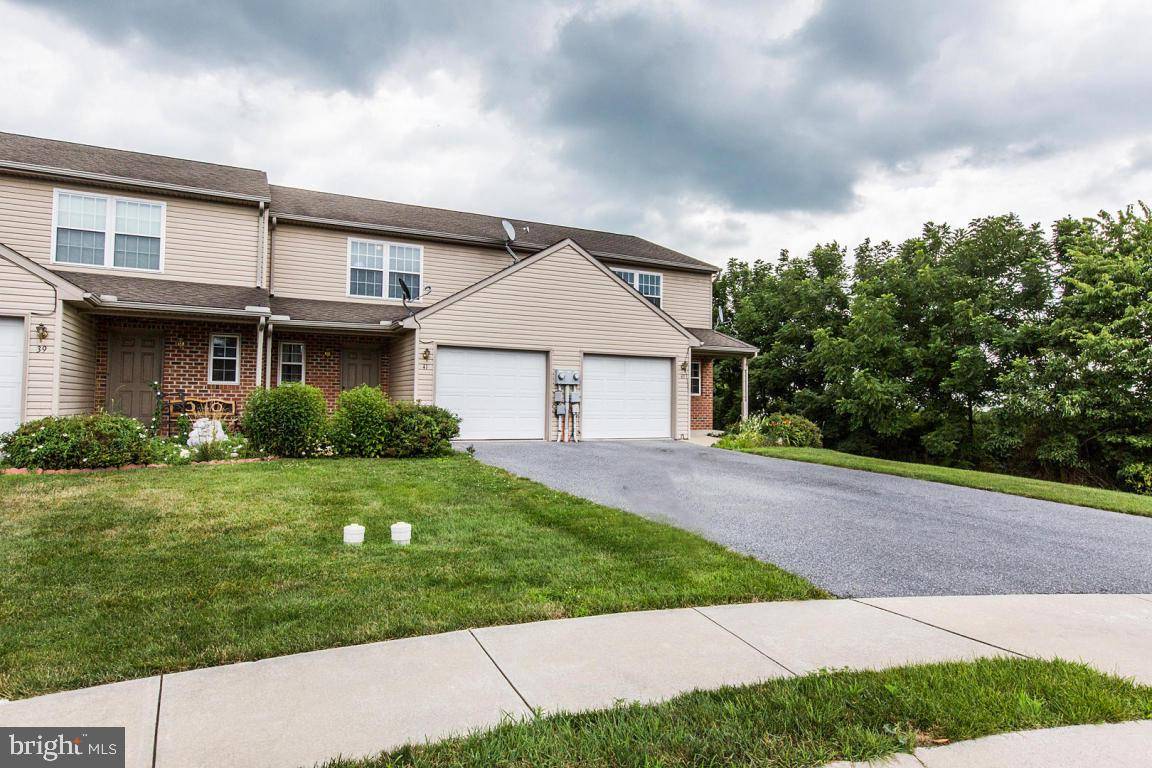 Leola, PA 17540,41 STAUFFER CT