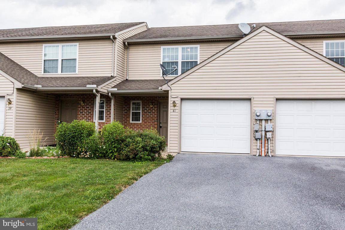 Leola, PA 17540,41 STAUFFER CT