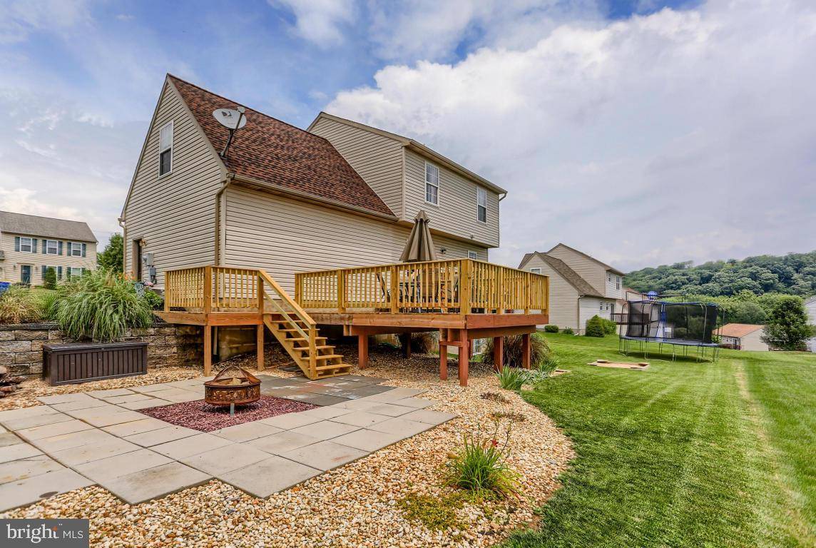 Mt Wolf, PA 17347,135 DEVONSHIRE CT