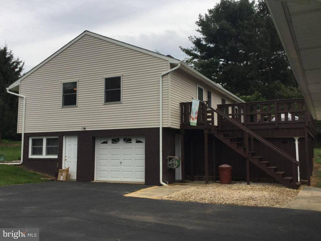 Quarryville, PA 17566,18 BYERS DR