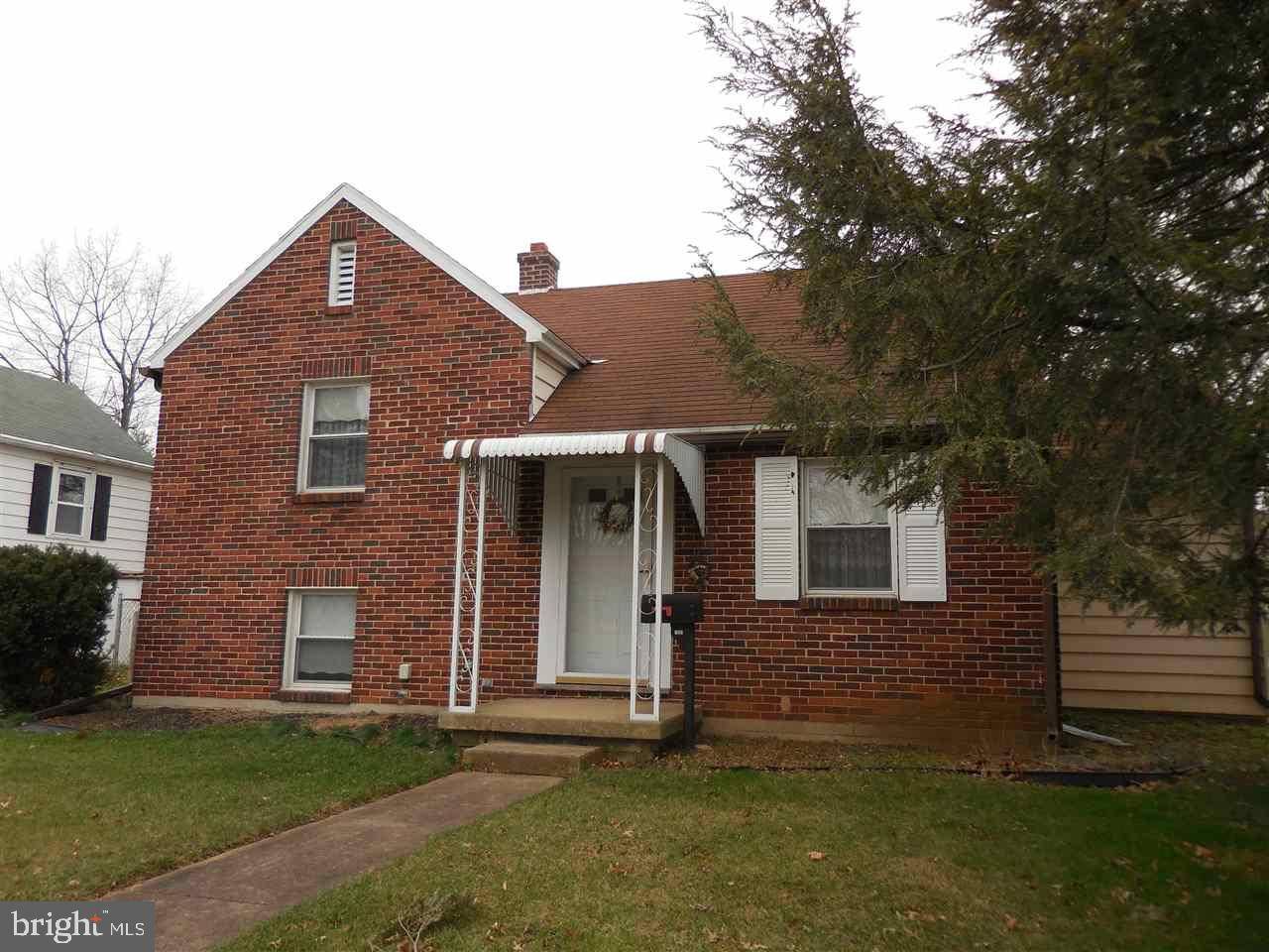 York, PA 17404,725 OATMAN ST