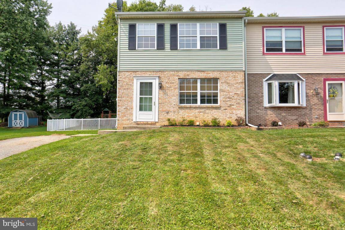 Lancaster, PA 17603,1566 MANOR BLVD