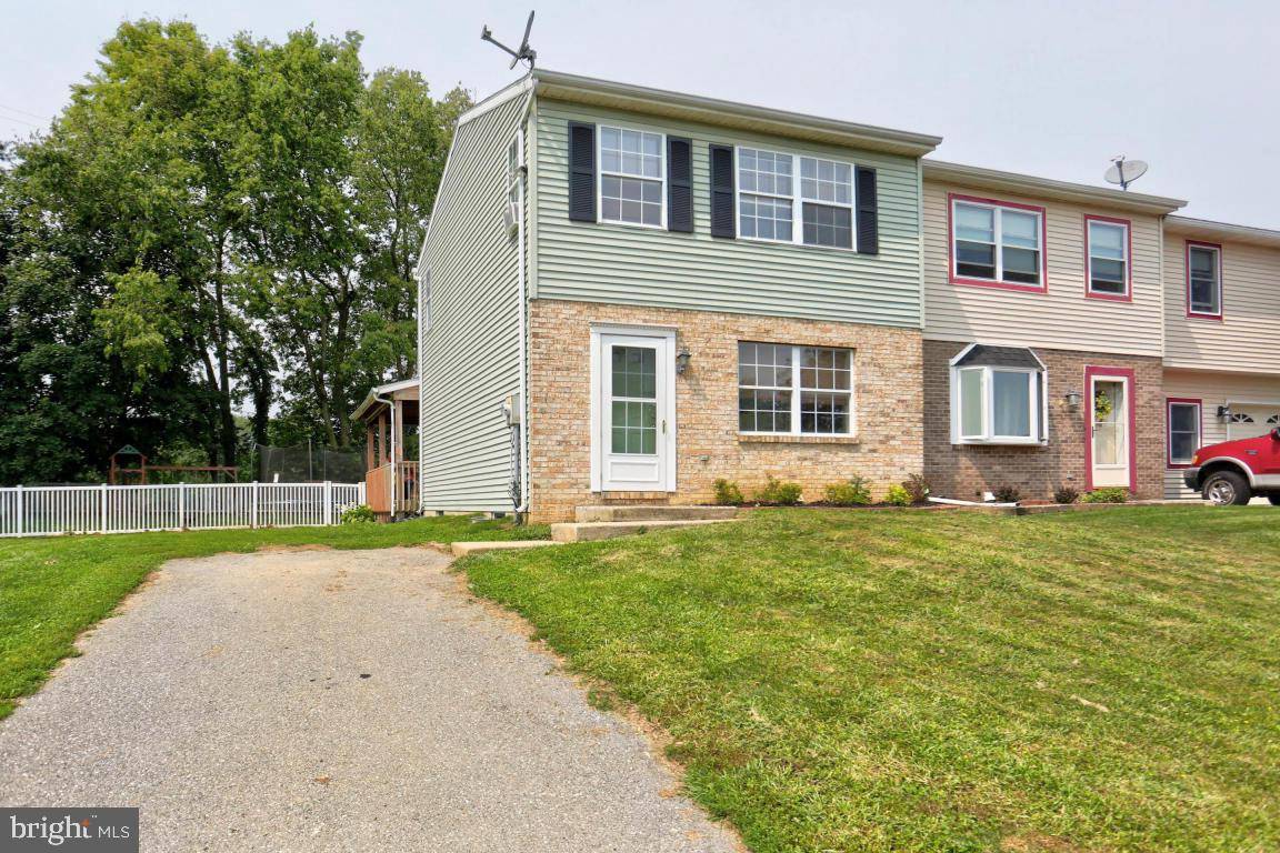 Lancaster, PA 17603,1566 MANOR BLVD