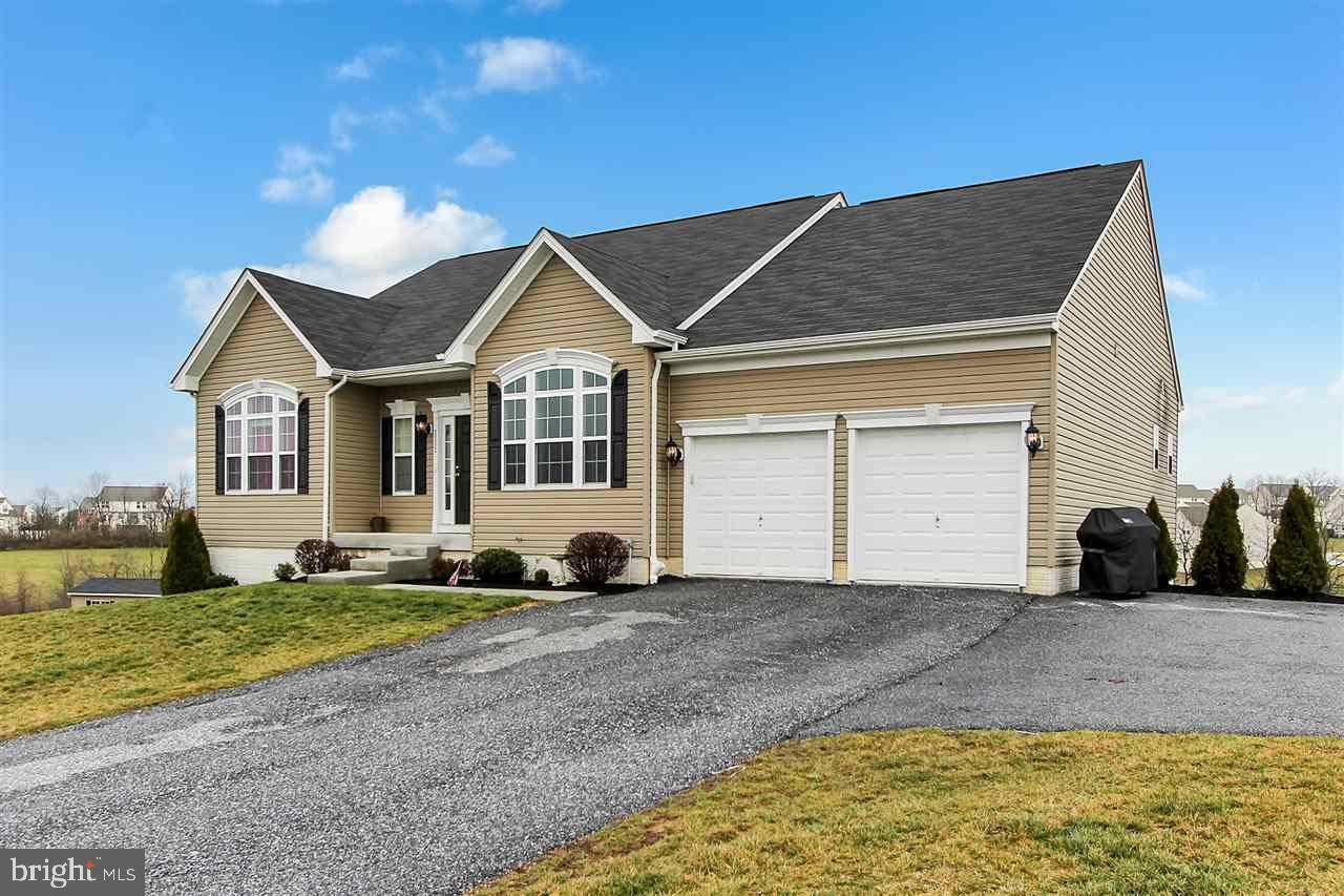 Hanover, PA 17331,2282 SWIFTWATER DR