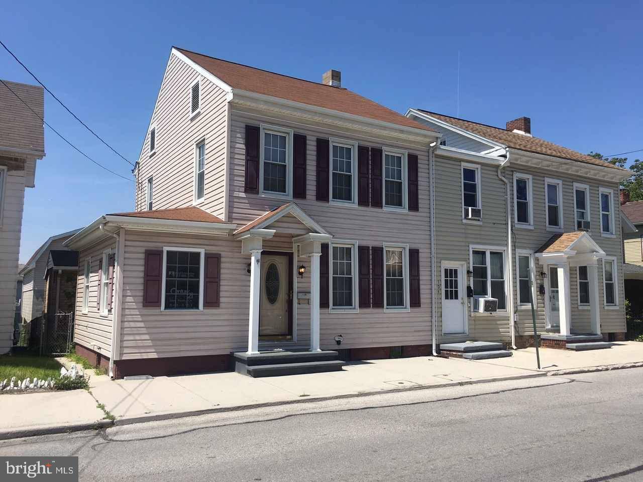 Hanover, PA 17331,102 PLEASANT ST