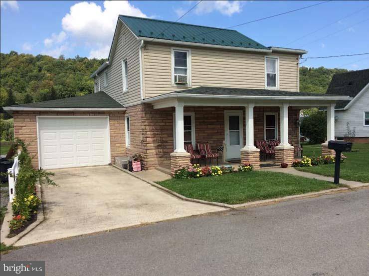 Mcclure, PA 17841,26 E OHIO ST