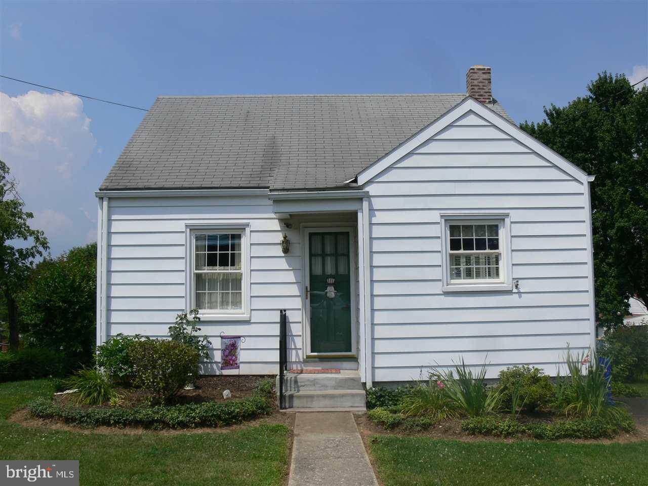 York, PA 17406,2552 MAYFIELD ST