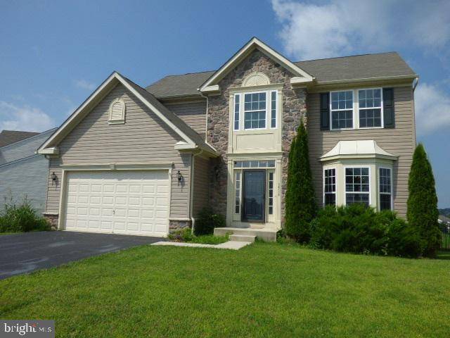 Spring Grove, PA 17362,3536 HARDWOOD TER