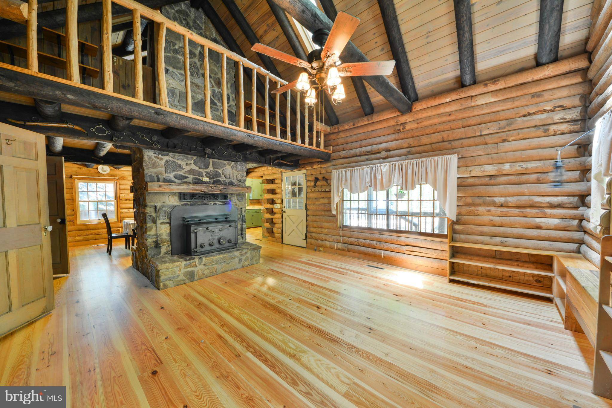 Beaverdam, VA 23015,1735 LOG CABIN RD