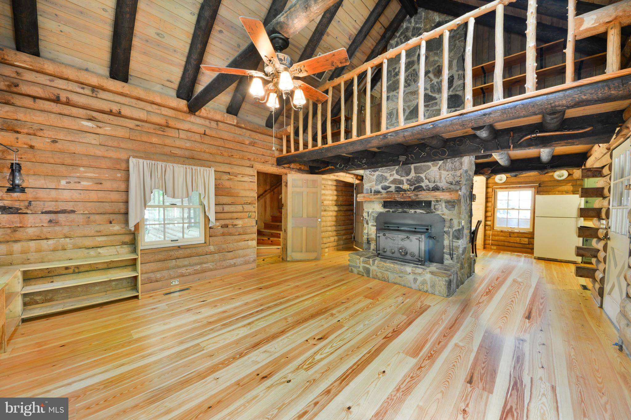 Beaverdam, VA 23015,1735 LOG CABIN RD