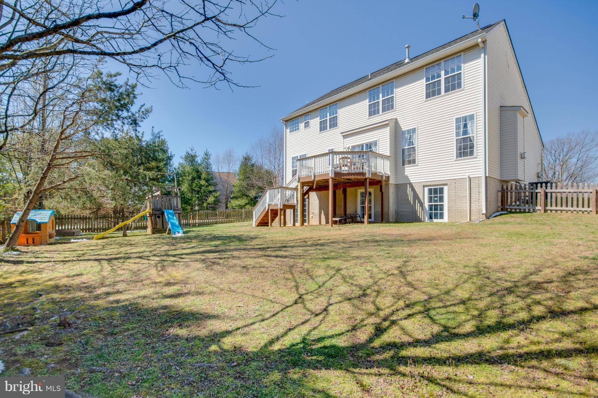 Fredericksburg, VA 22407,6033 HOT SPRING LN