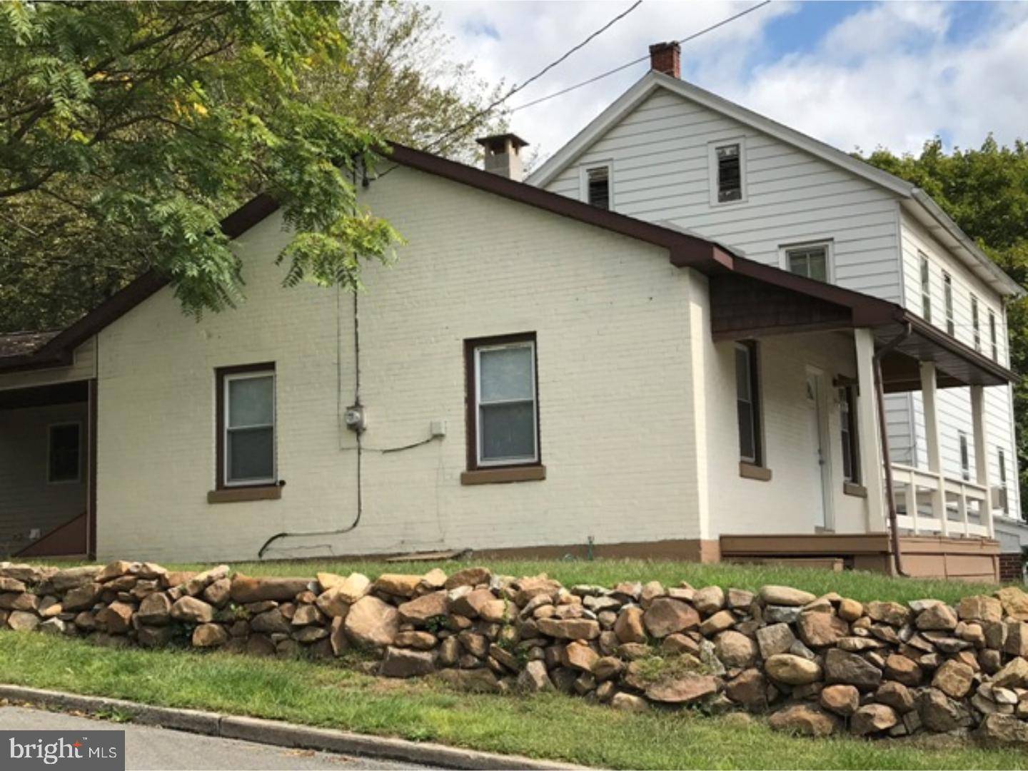 Palmerton, PA 18071,897 MAUCH CHUNK RD