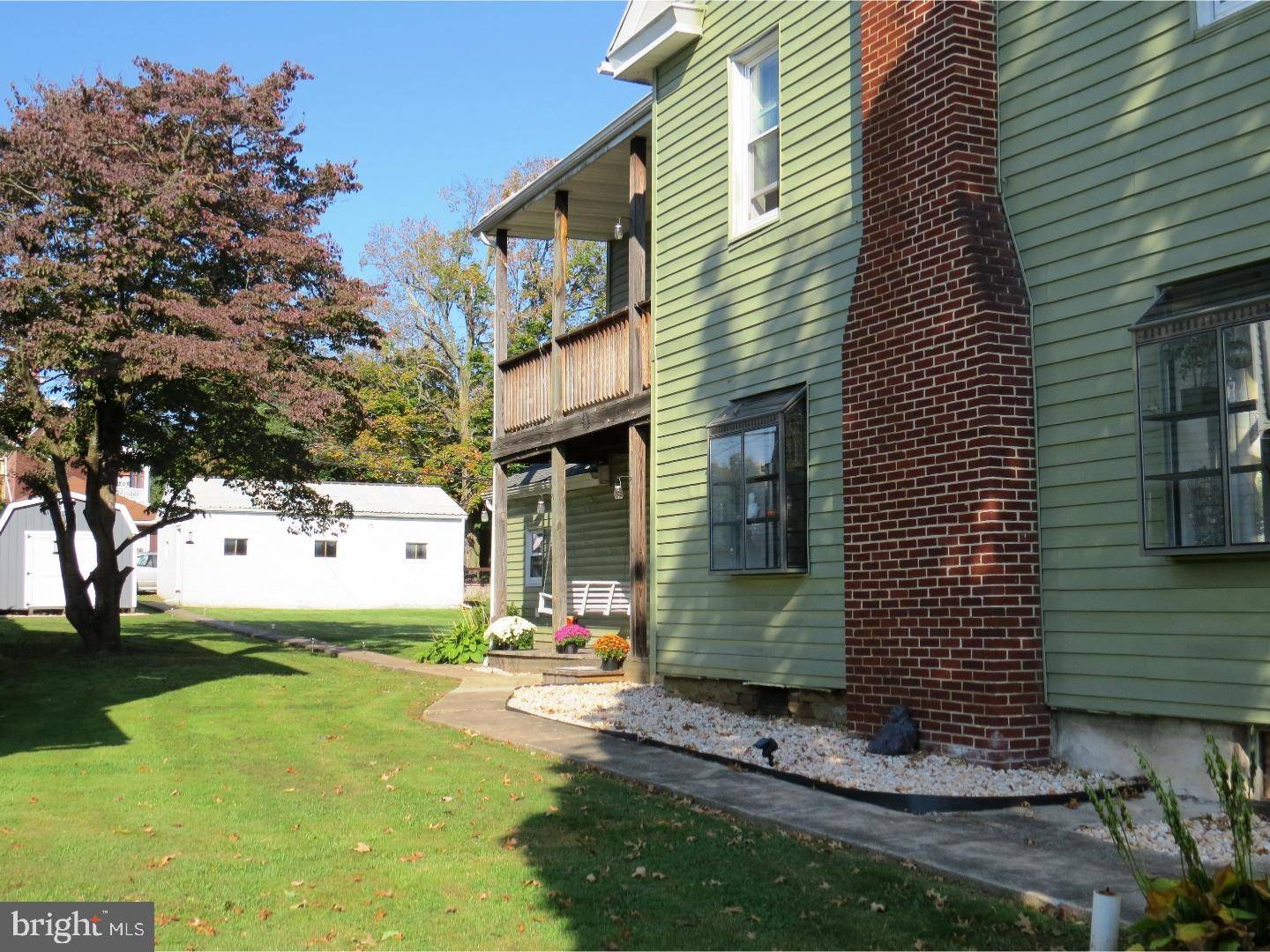 Pine Grove, PA 17963,20 MIFFLIN ST