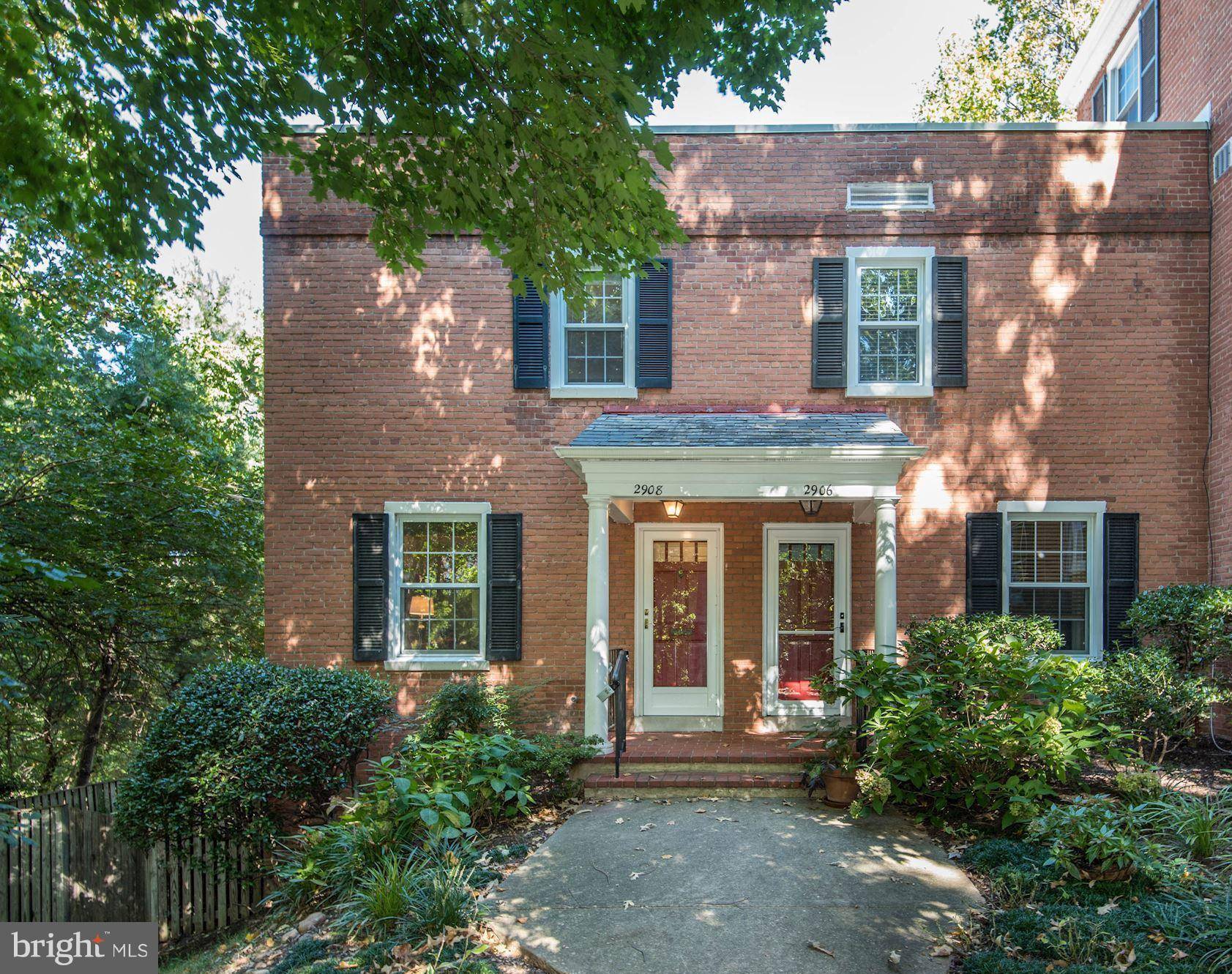 Arlington, VA 22206,2908 DINWIDDIE ST