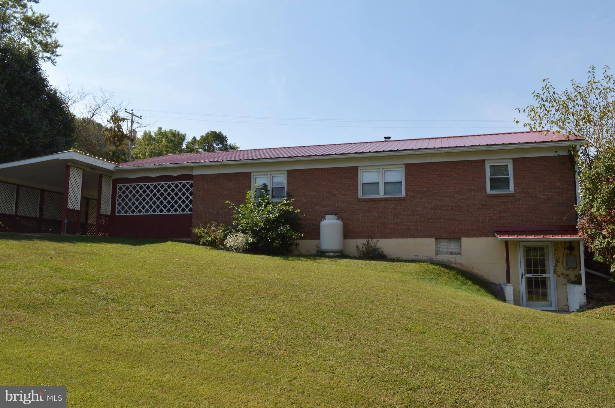 Ridgeley, WV 26753,115 SOUTH ST