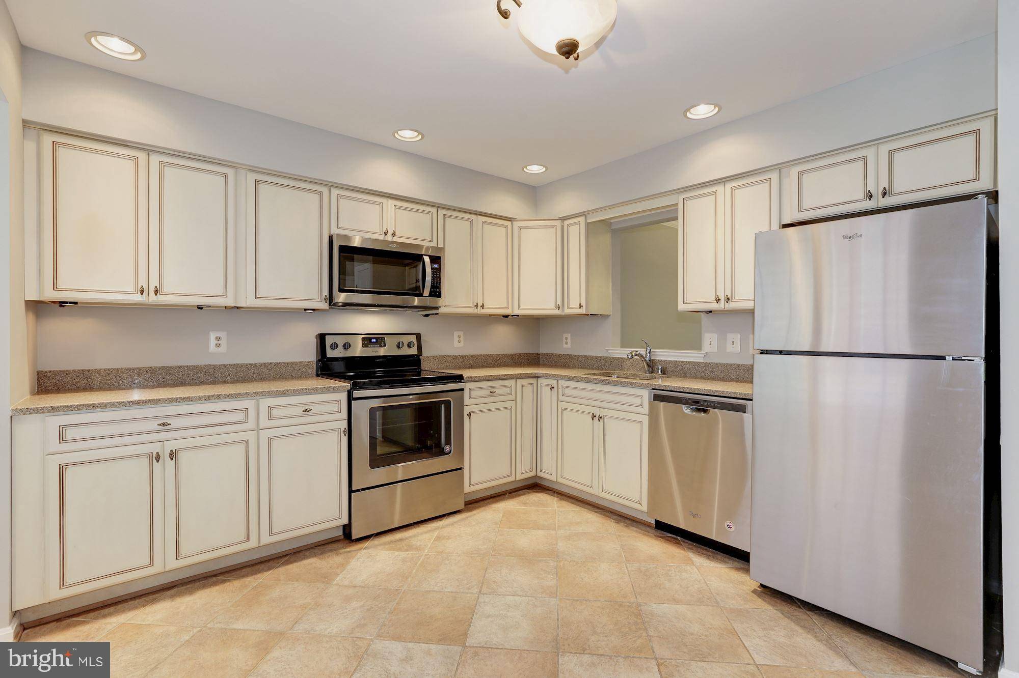 Alexandria, VA 22310,6051 KNIGHTS RIDGE WAY