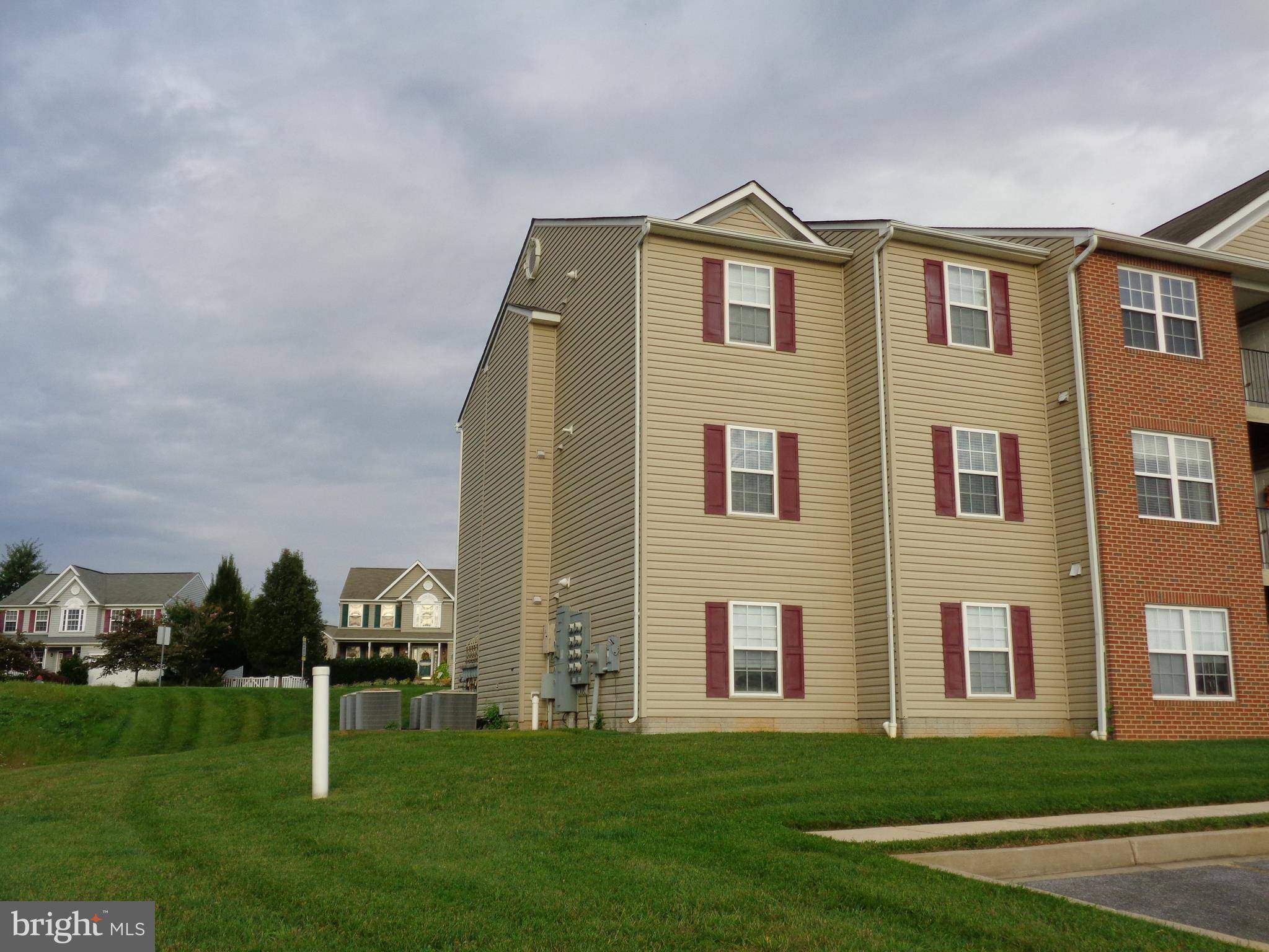 Hampstead, MD 21074,800 WEMBLEY DR #1A