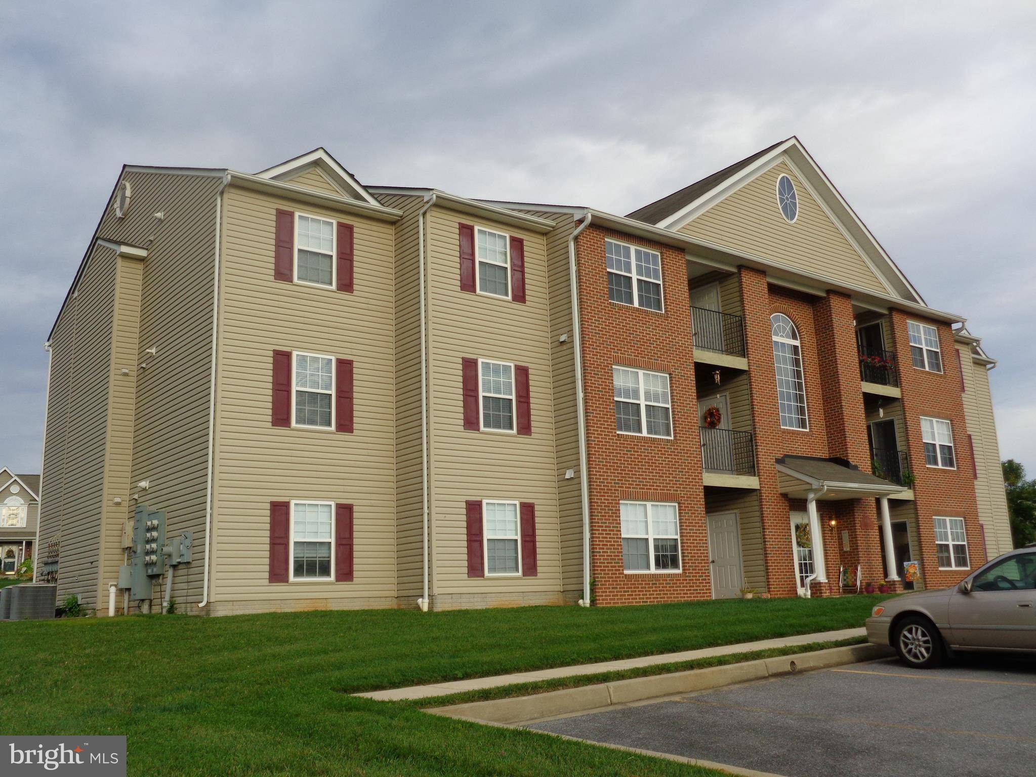 Hampstead, MD 21074,800 WEMBLEY DR #1A