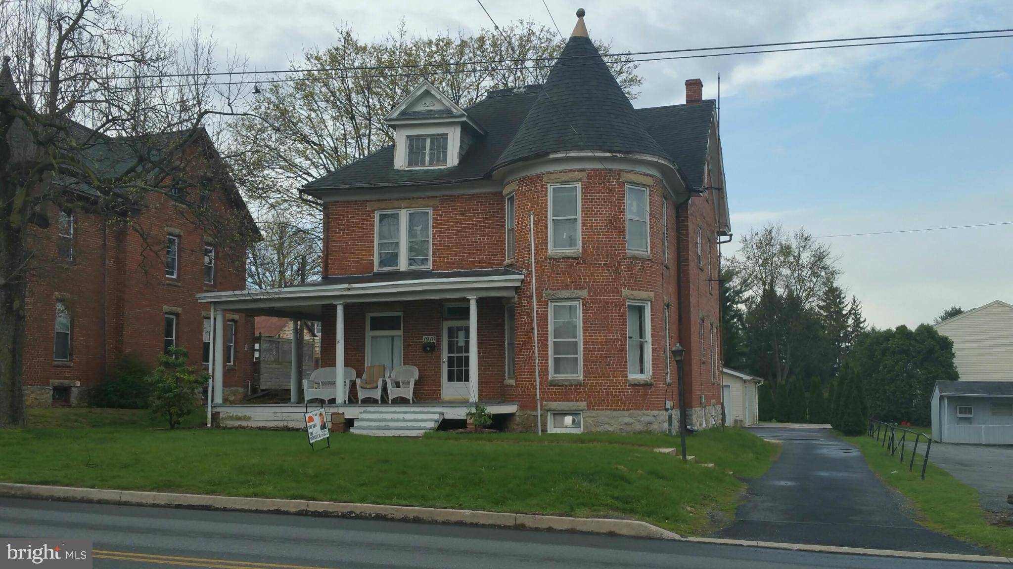 Waynesboro, PA 17268,1910 MAIN ST