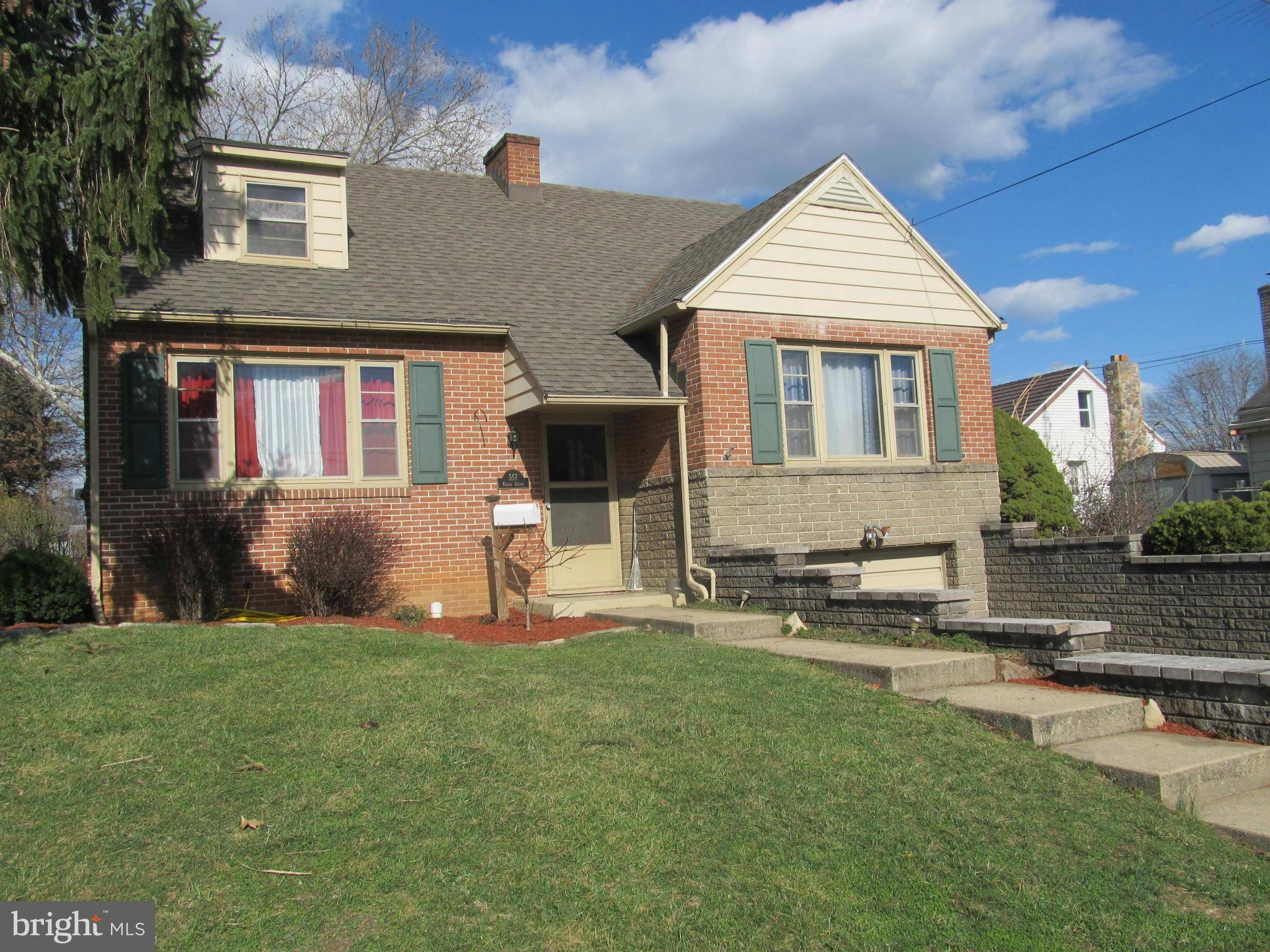 Chambersburg, PA 17201,557 KRAISS AVE