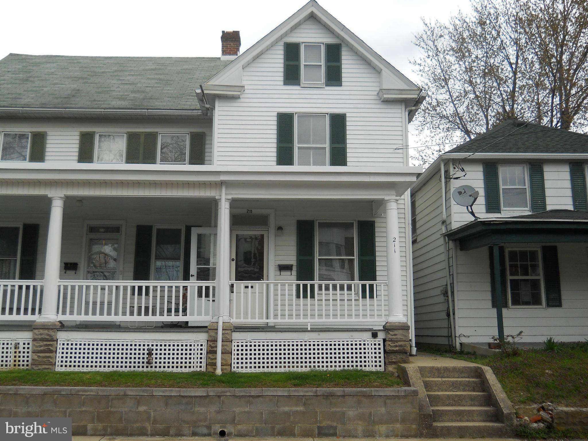 Waynesboro, PA 17268,211 4TH ST W