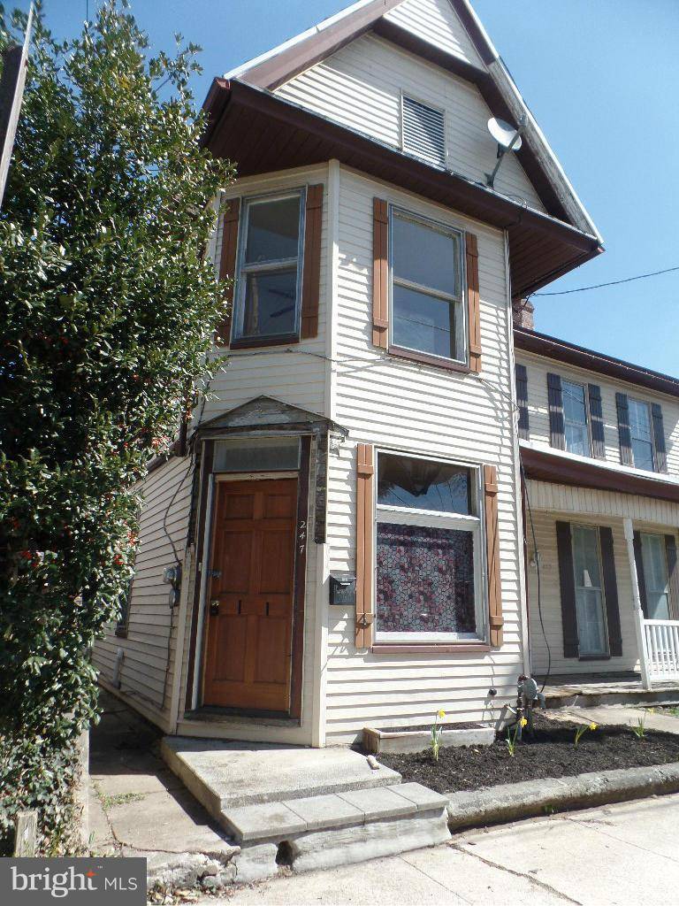 Waynesboro, PA 17268,247 2ND ST