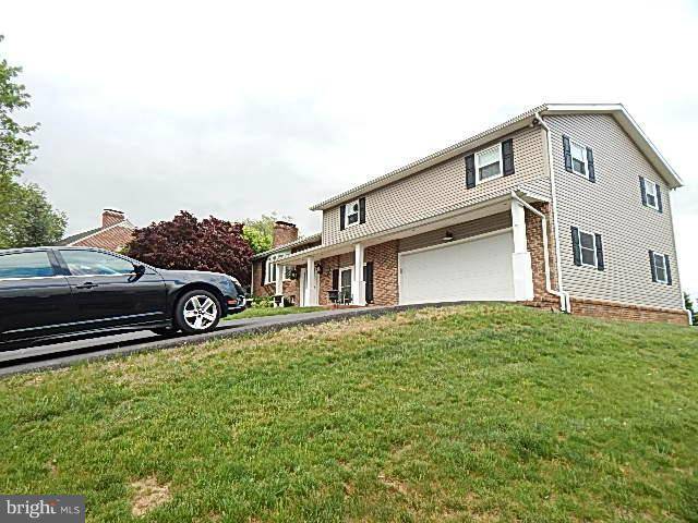 Chambersburg, PA 17202,524 LARKSPUR LN