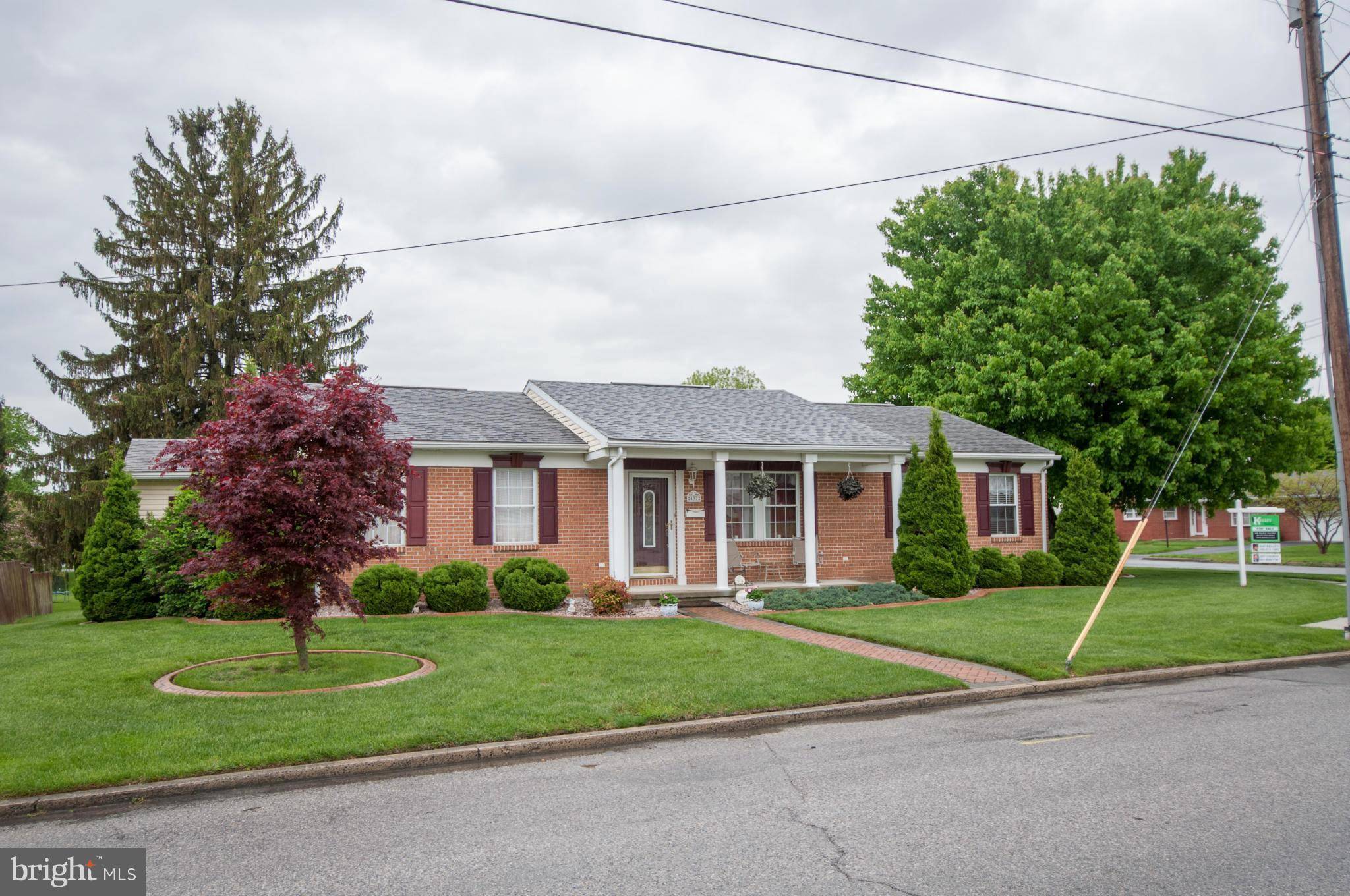 Waynesboro, PA 17268,437 6TH ST W