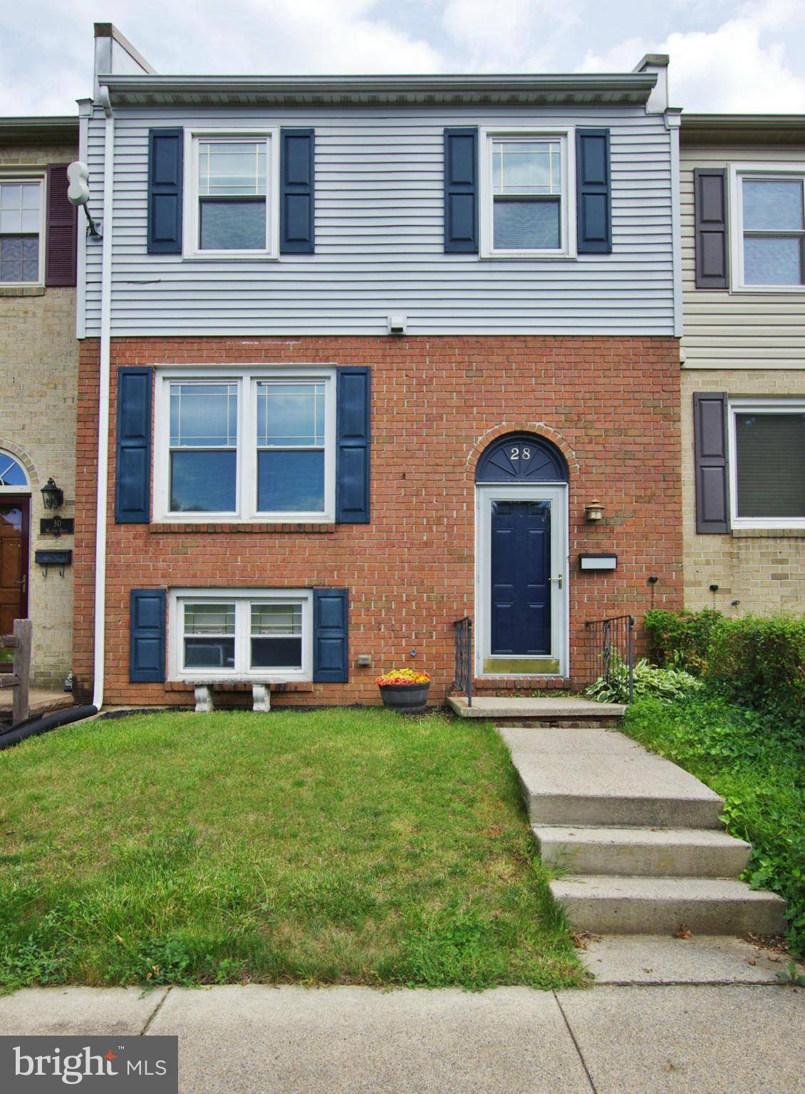 Chambersburg, PA 17201,28 MEADOW DR