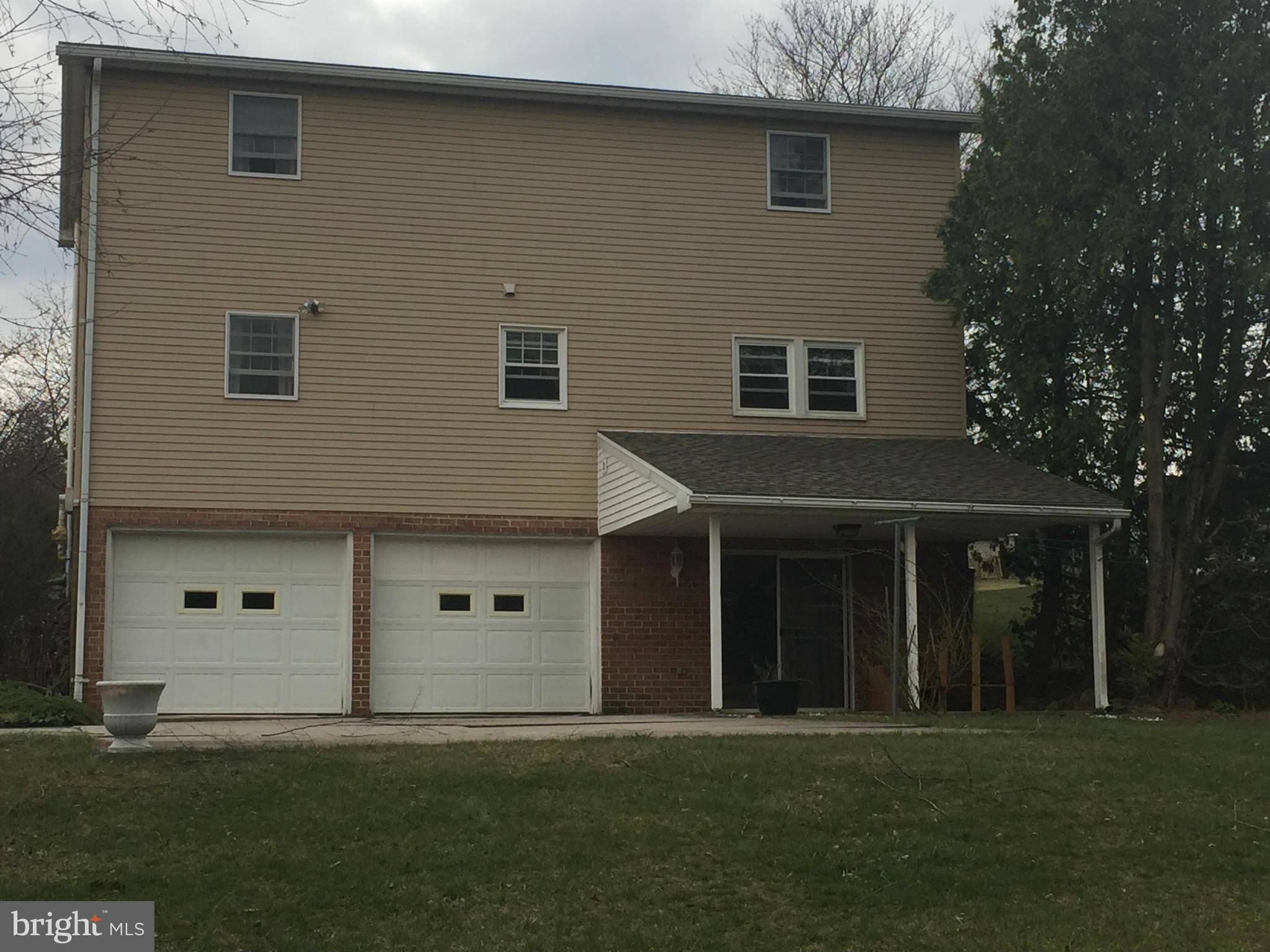 Chambersburg, PA 17201,22 WARWICK DR