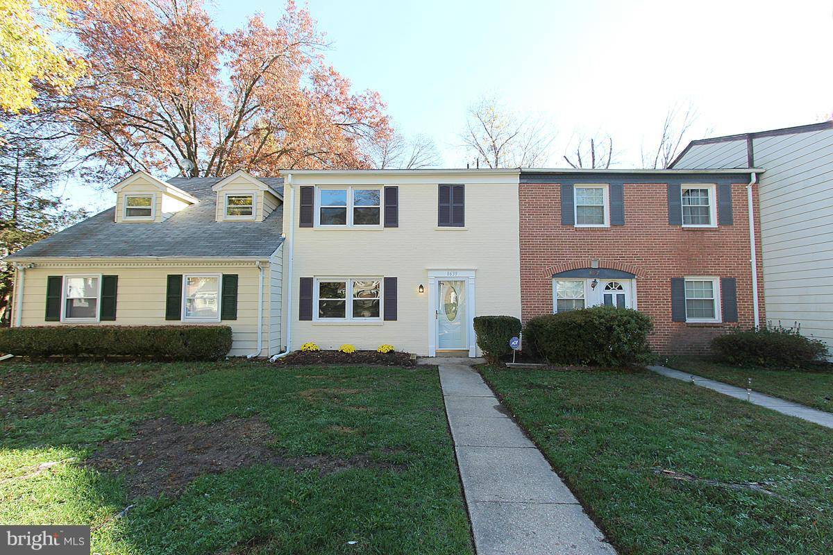 Upper Marlboro, MD 20772,8639 BINGHAMPTON PL