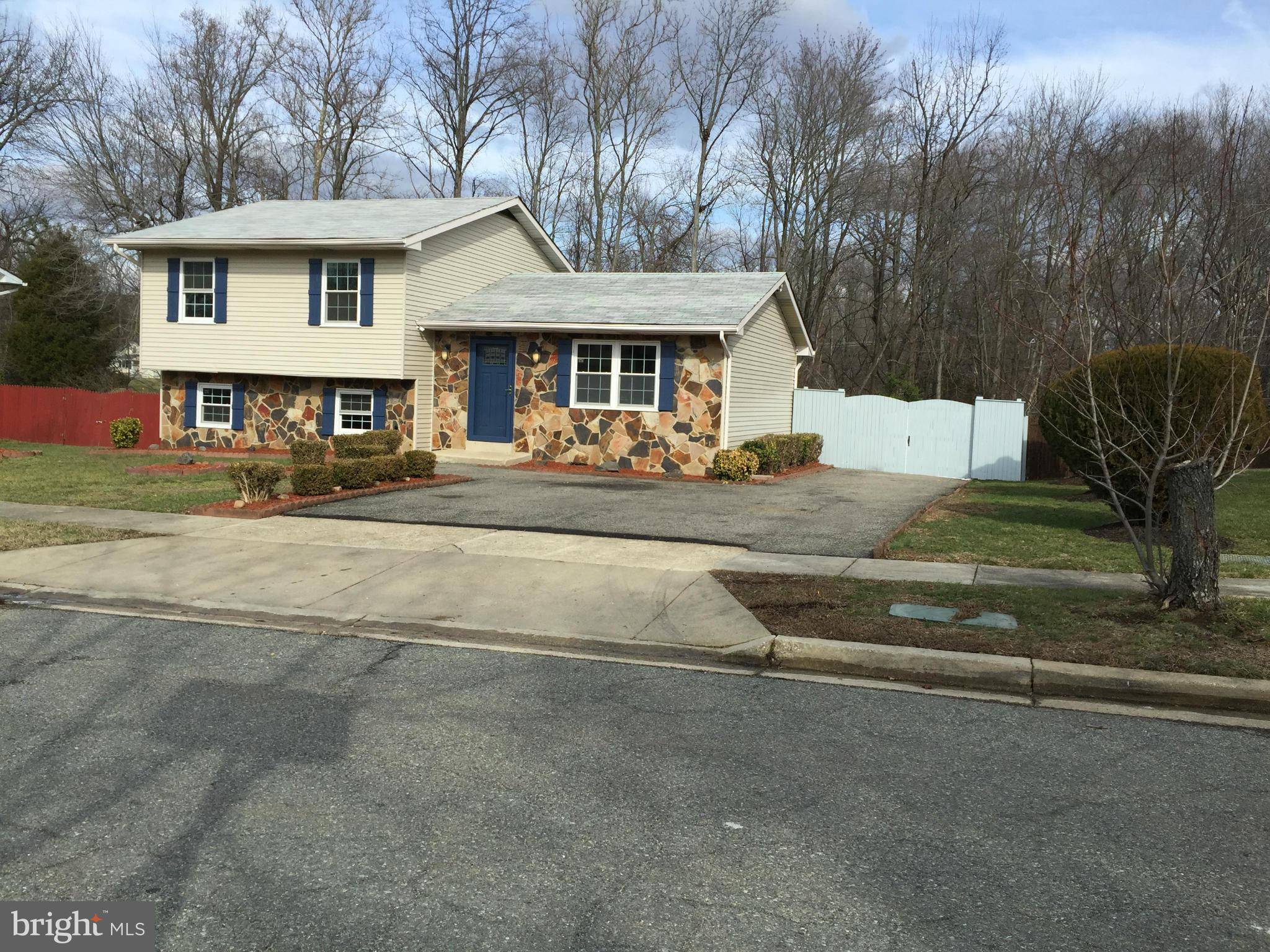 Clinton, MD 20735,9706 DALMATIA CT