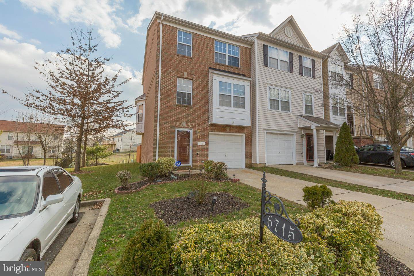 District Heights, MD 20747,6715 DARKWOOD CT