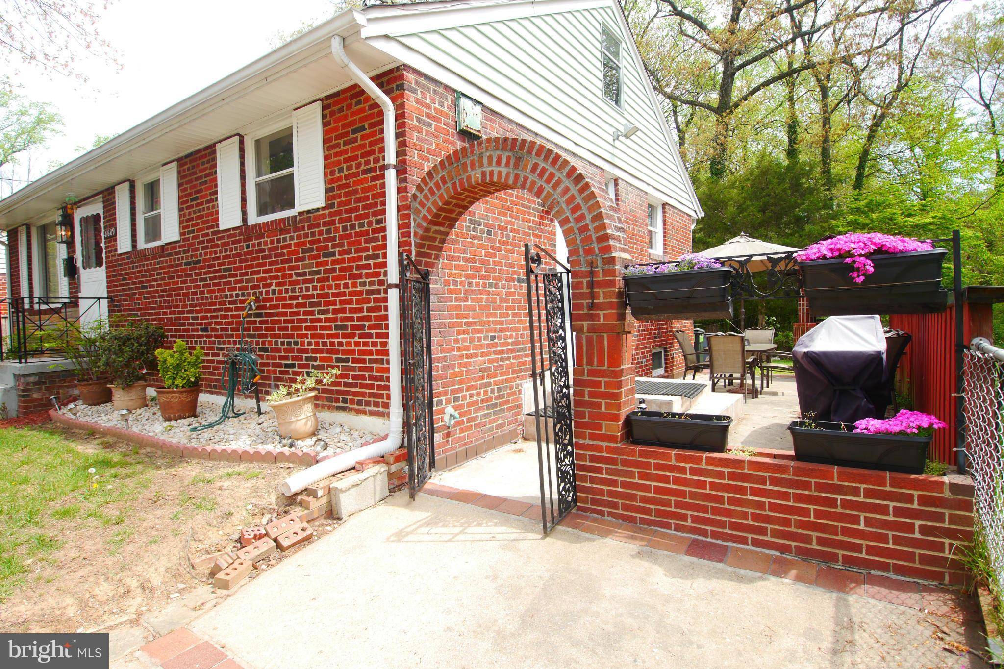 Hyattsville, MD 20783,8609 22ND PL