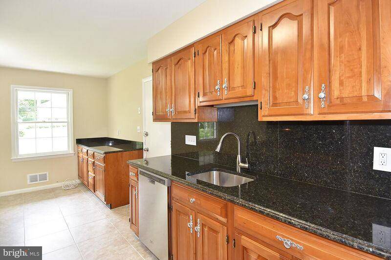 Adelphi, MD 20783,9503 BUCK LODGE CT