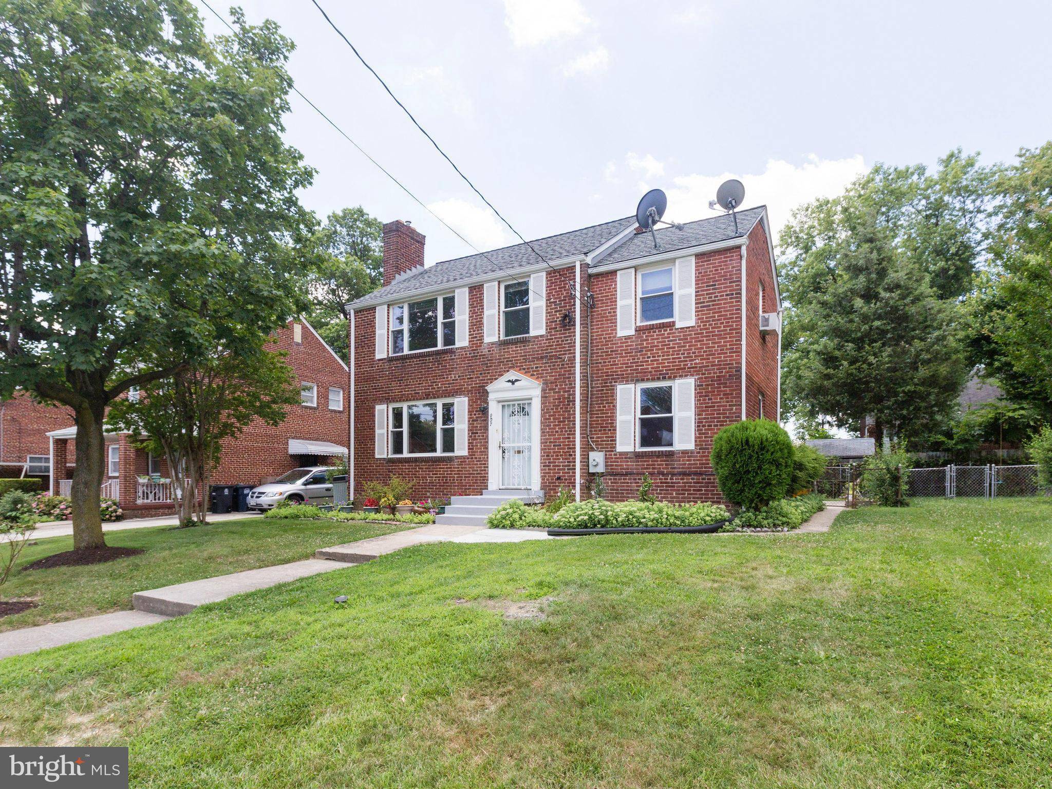 Hyattsville, MD 20783,907 SOMERSET PL