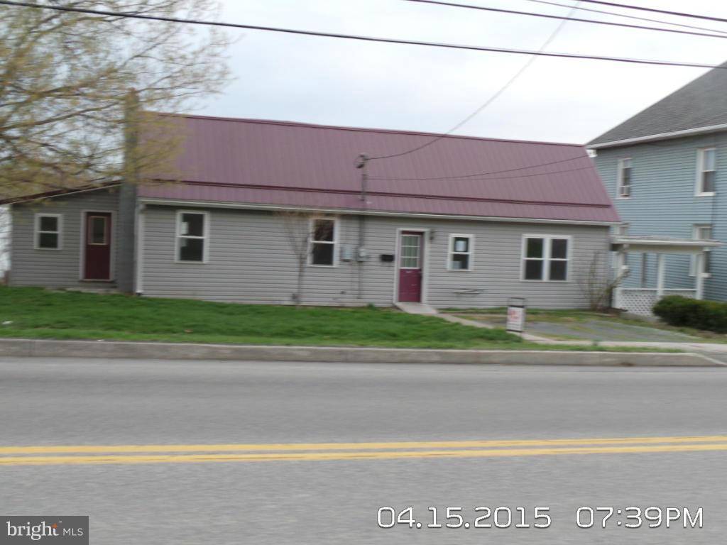 Everett, PA 15537,428 MAIN ST E