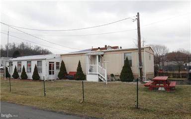 Hyndman, PA 15545,104 THIRD AVE S