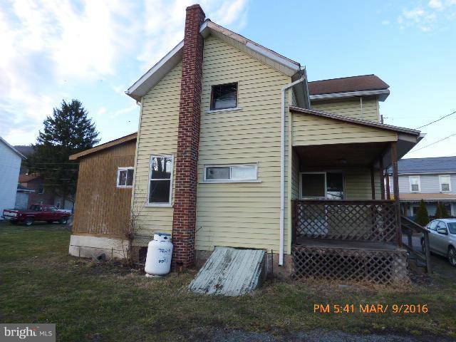 Hyndman, PA 15545,102 MILL ST