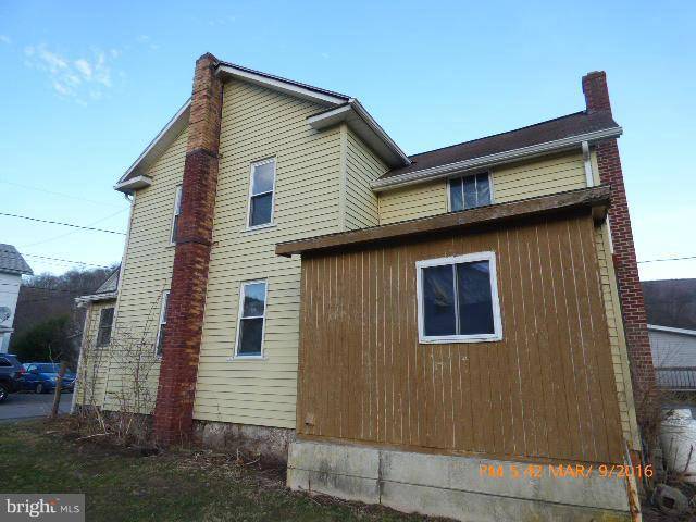 Hyndman, PA 15545,102 MILL ST