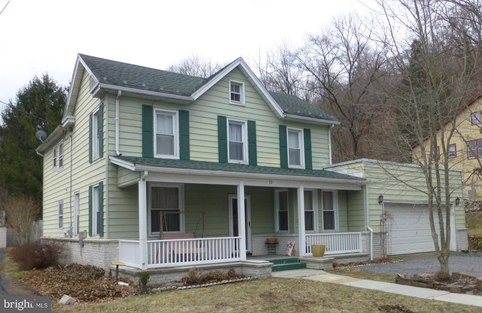 Berkeley Springs, WV 25411,12 WARREN ST