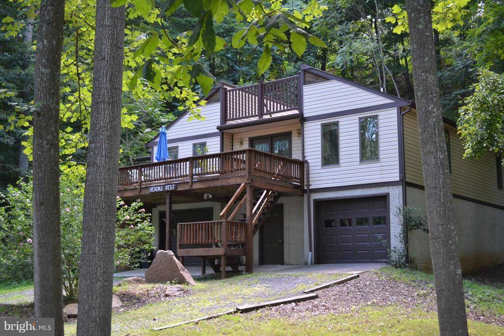 Great Cacapon, WV 25422,260 RUNNING WATERS WAY