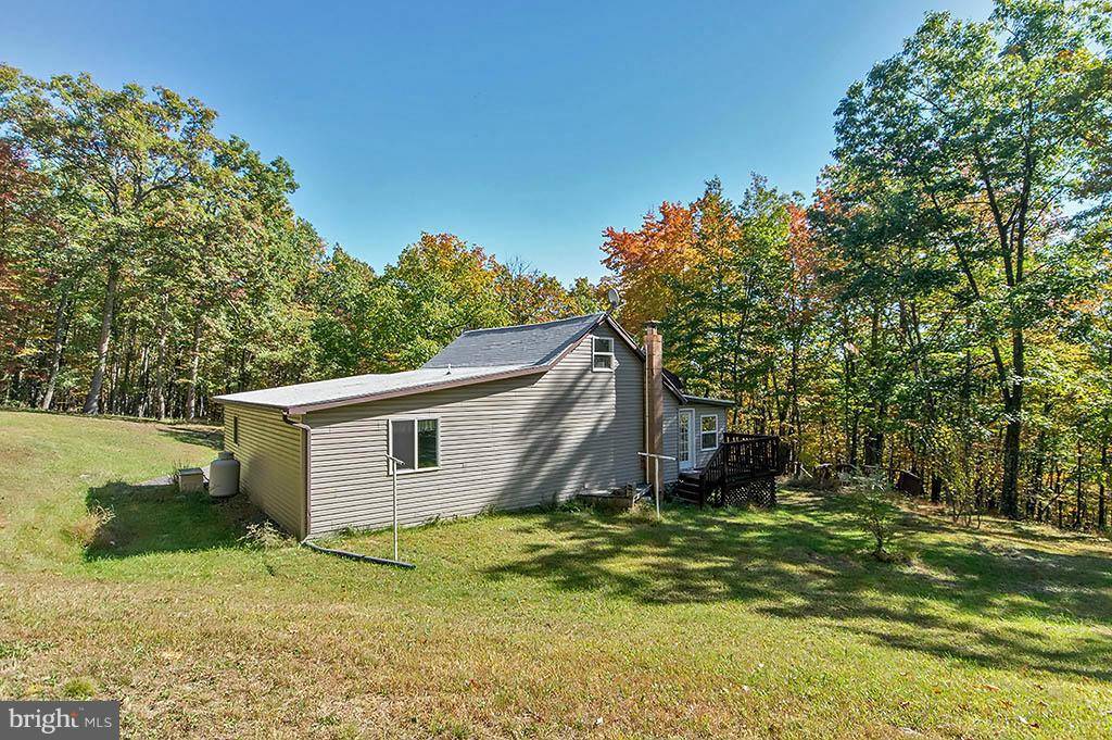 Great Cacapon, WV 25422,455 ROBERTS ROAD