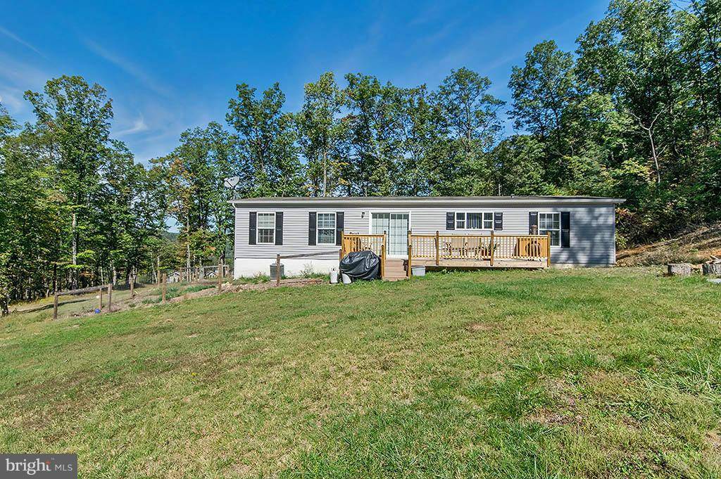 Great Cacapon, WV 25422,350 BROOKLYNS WAY