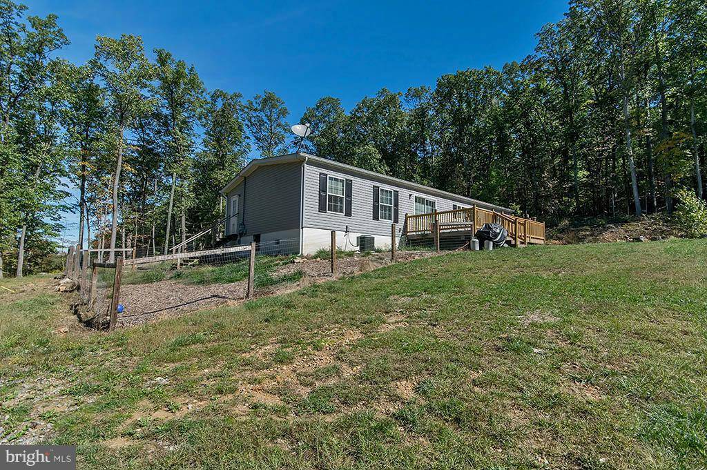 Great Cacapon, WV 25422,350 BROOKLYNS WAY